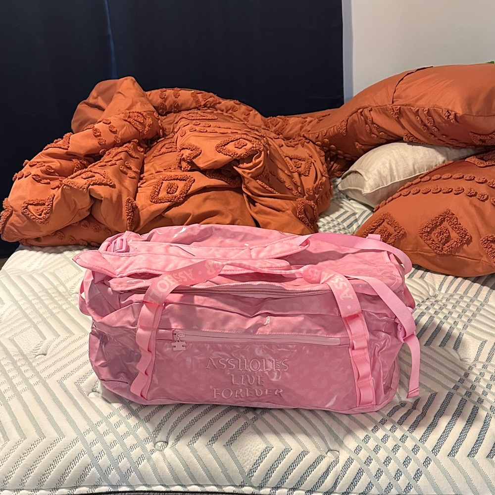 Pink Travel Bag - Large duffle bag with multiple straps and pockets